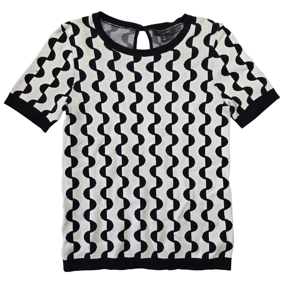 Ann Taylor Petite Black White Scallop Wave Short Sleeve Sweater Top XSP Career